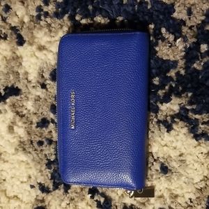 Michael kors blue wallet
